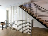 Лестница Комбинированная Маршевая, дизайн перил и ограждения - "Салтен"